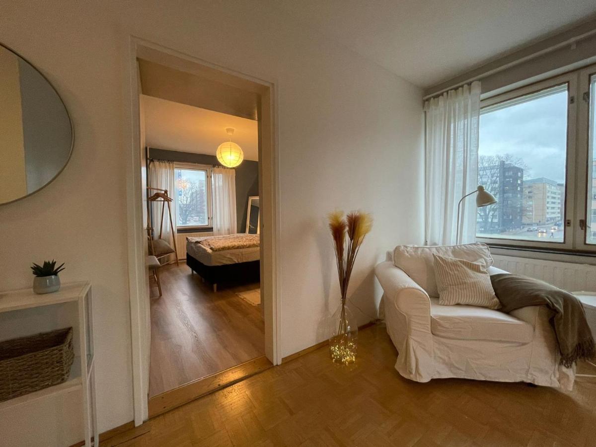 Keskusta Kaksio Tuomiokirkon Ja Yliopiston Laehellae Appartement Turku Buitenkant foto