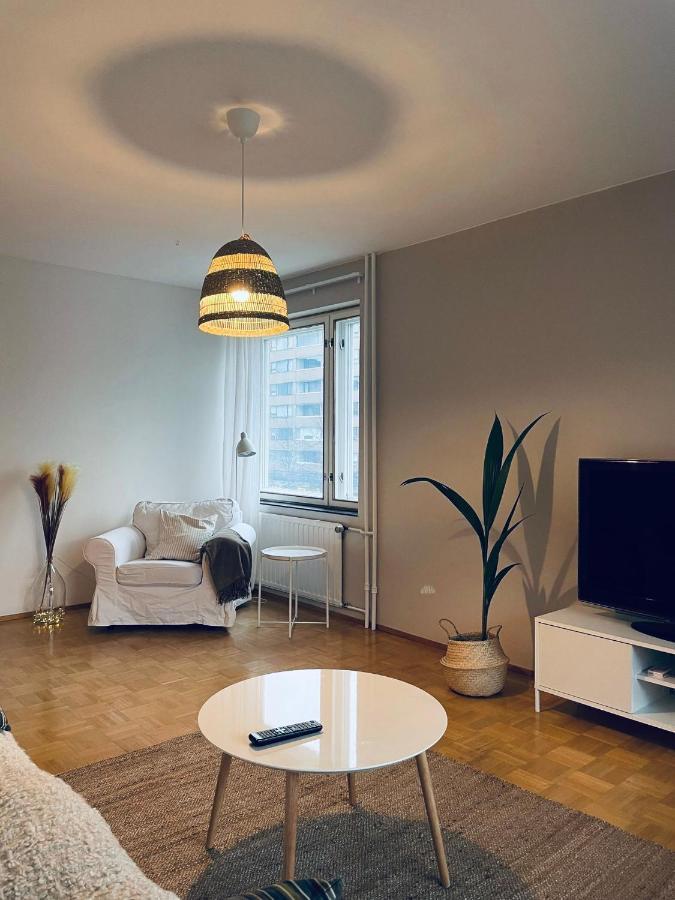 Keskusta Kaksio Tuomiokirkon Ja Yliopiston Laehellae Appartement Turku Buitenkant foto